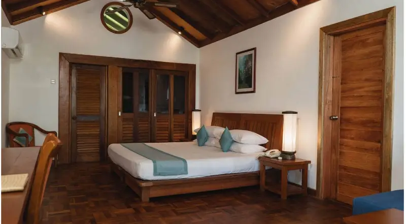 villas in maldives